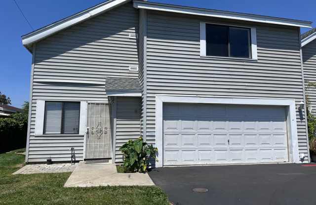 2bd/2.5ba CONDO - 728 W. Phillips St. #1 photos photos