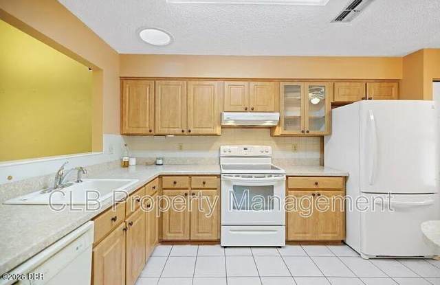 6177 Sequoia Drive Gallery 4