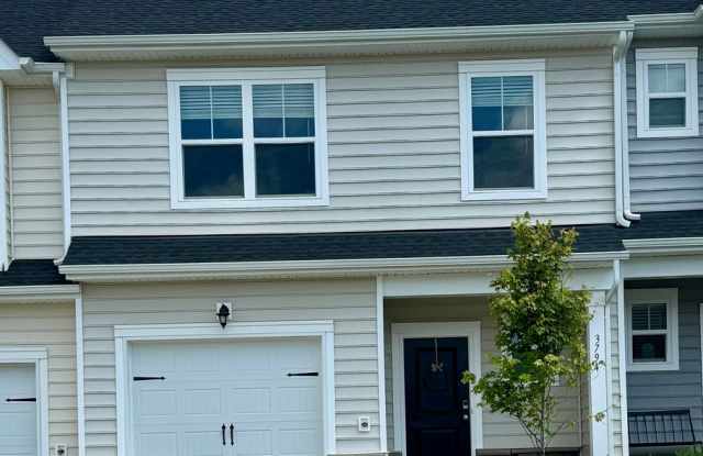 3BR/2BA Townhouse in The Townes at Sherrills Ford photos photos