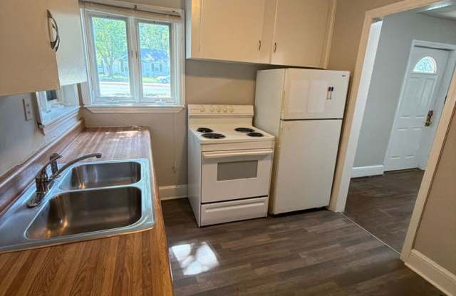 T.R. Lawing Realty Property Gallery 4