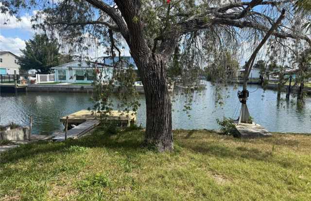 13308 CAROL DRIVE photos photos