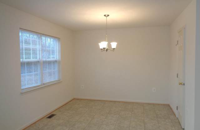 306 MERRILL COURT Gallery 4