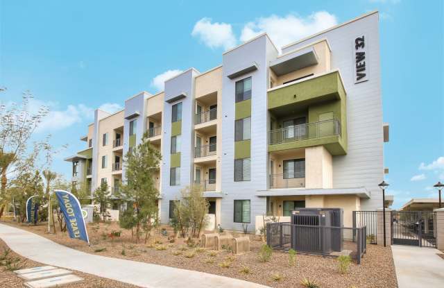 View 32 Apartments Gallery 2