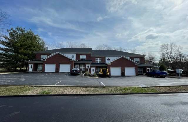 2 Bed 2 Full Bath Condo w/ Garage For Rent - 1313 Washington Street, Shelbyville, KY 40065 2 Bed 2 Full Bath Condo w/ Garage For Rent - 1313 Washington Street, Shelbyville, KY 40065