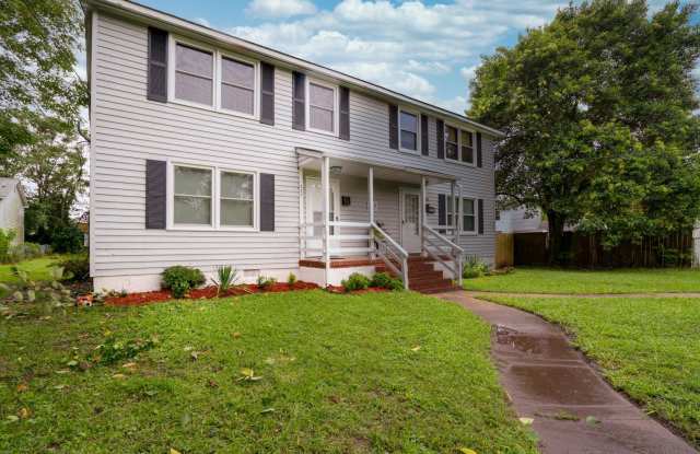 Settle into Style and Convenience at this 3BR/1.5BA Twinhome at Settlers Landing in Hampton photos photos Settle into Style and Convenience at this 3BR/1.5BA Twinhome at Settlers Landing in Hampton photos photos