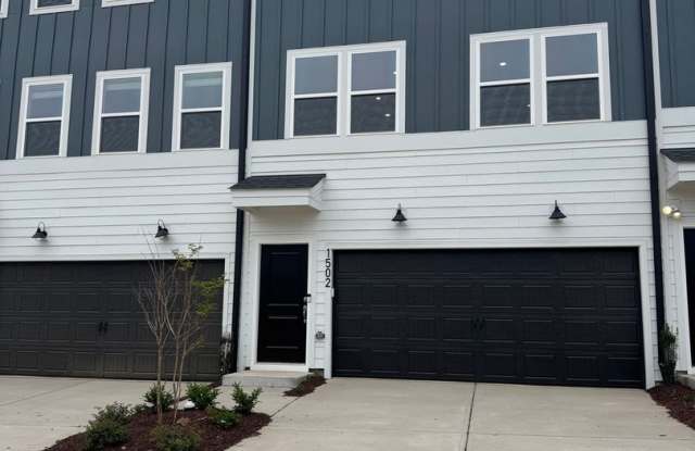 Spacious 4BR Townhome in Durham photos photos