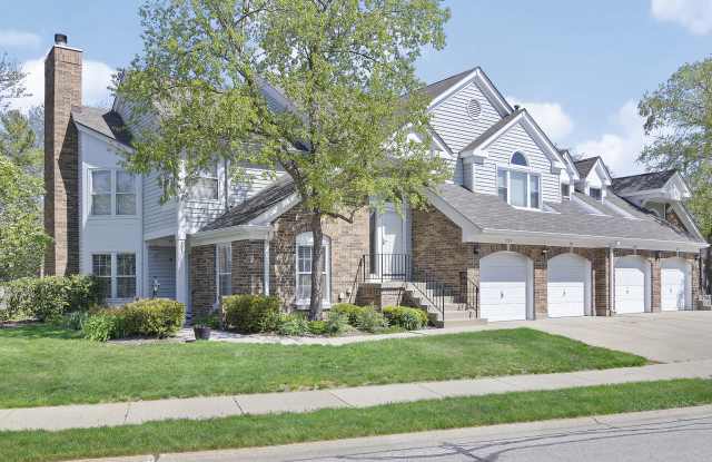 357 Satinwood Court South Gallery 2