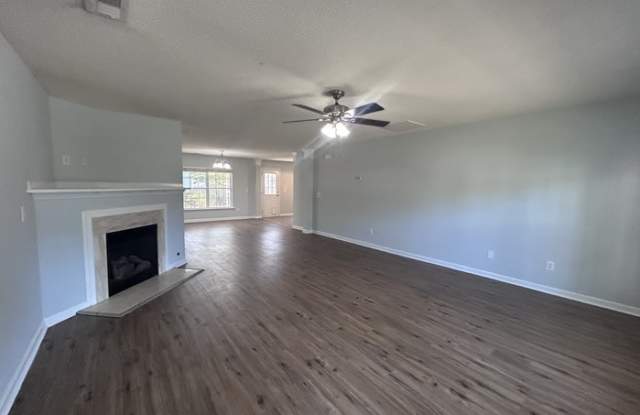 105 White Cedar Court Gallery 2