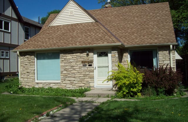 5127 Bloomington Ave - 5127 Bloomington Avenue South, Minneapolis, MN 55417