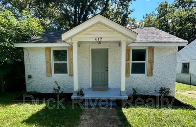 612 Midway Ave photos photos