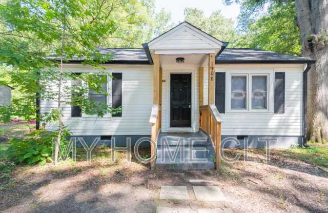 1108 West Walnut Avenue - 1108 West Walnut Avenue, Gastonia, NC 28052 1108 West Walnut Avenue - 1108 West Walnut Avenue, Gastonia, NC 28052