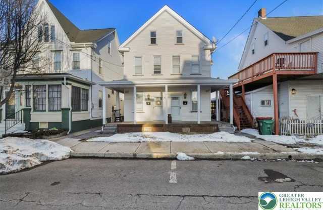 193 S 4th Street photos photos