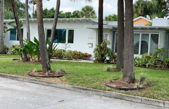 1731 N Palmway Gallery 2