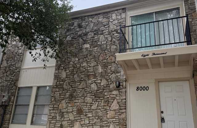 8000 Winsford Dr - 8000 Winsford Drive, Bexar County, TX 78239