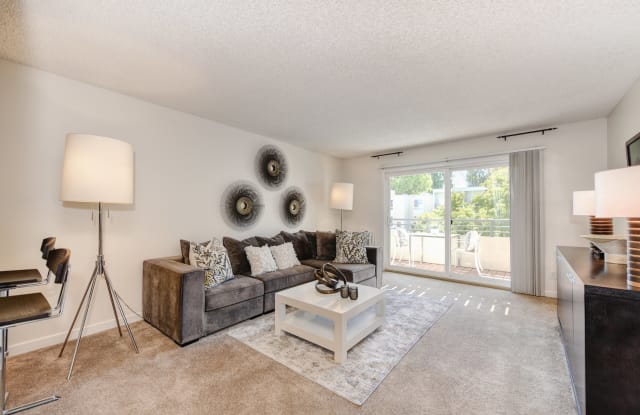 The Retreat Apartments Gallery 2