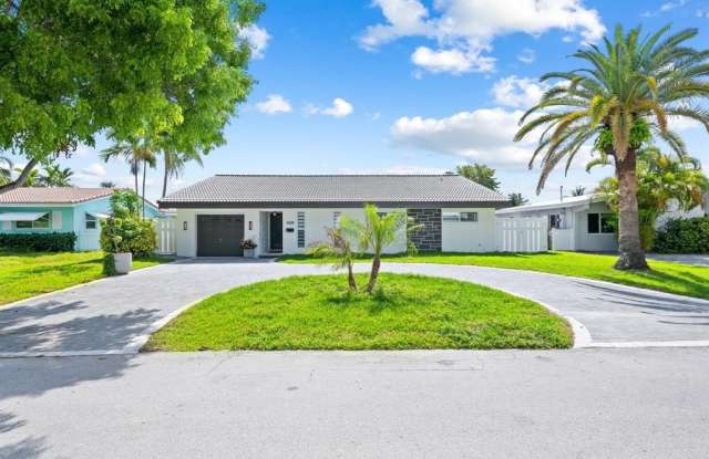 420 SE 13th Ave - 420 Southeast 13th Avenue, Pompano Beach, FL 33060 420 SE 13th Ave - 420 Southeast 13th Avenue, Pompano Beach, FL 33060