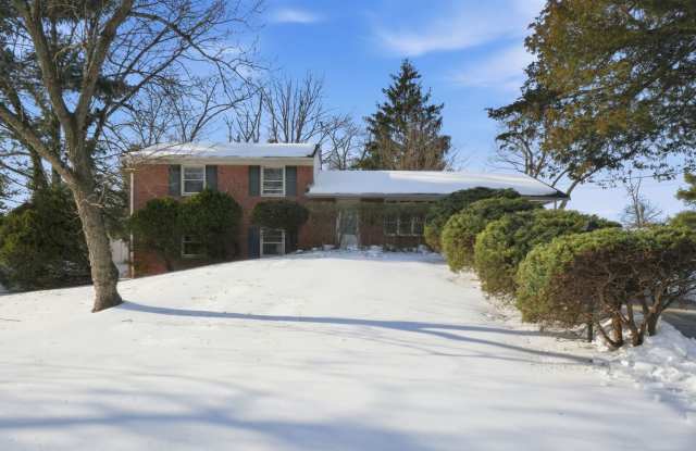 Do not miss this opportunity o make this a home! photos photos