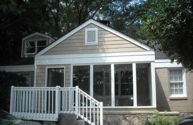 1289 N Druid Hills Rd NE Gallery 2