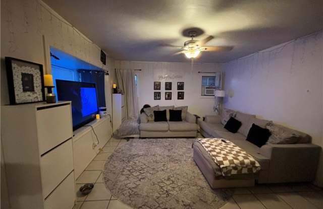 880 Hawthorne Place photos photos