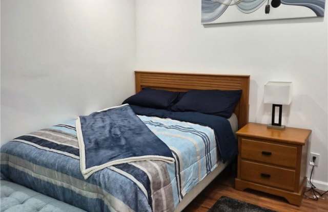 14816 Roxton photos photos