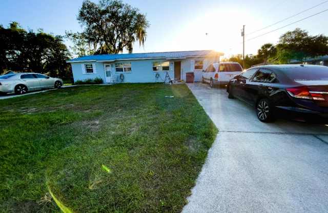 133 N Desoto Ave photos photos