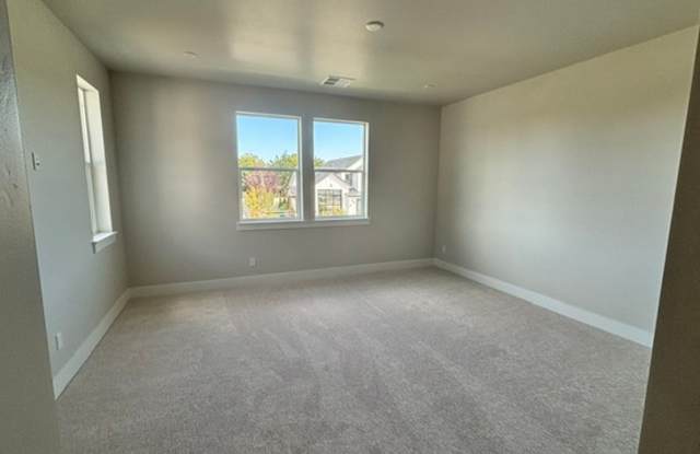 Brand new townhome in Star!!! Gallery 4