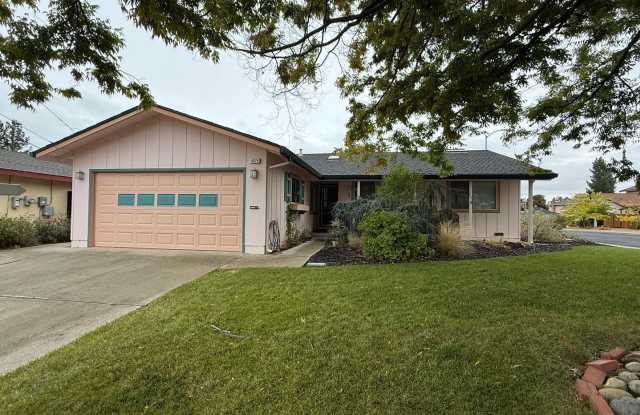 Single Story Home in Quiet Neigbhorhood Near Livermore Downtown - 4074 Drake Way, Livermore, CA 94550