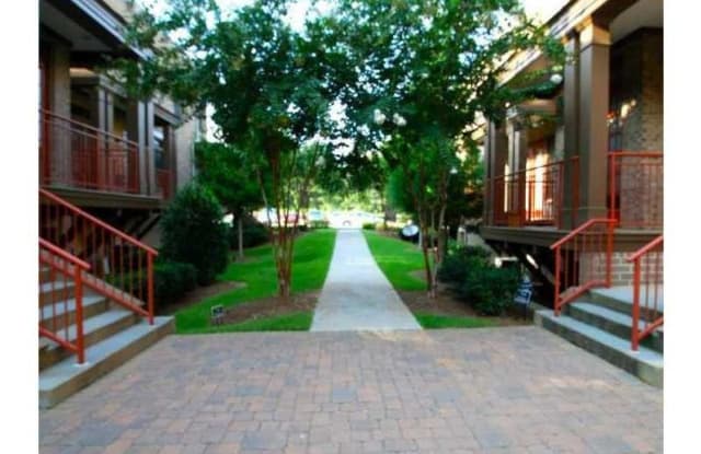 4730 Cypress Commons Gallery 3