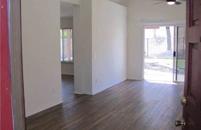 6563 Coyote Street Gallery 4