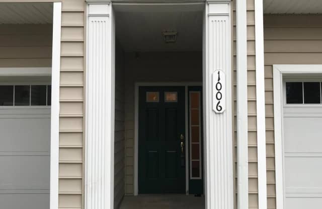 1006 Abby Road Gallery 3