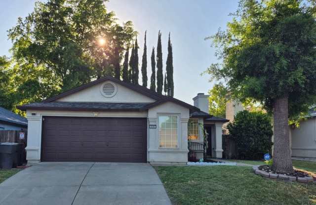 Great 3 Bedroom 2 Bath in Antelope photos photos