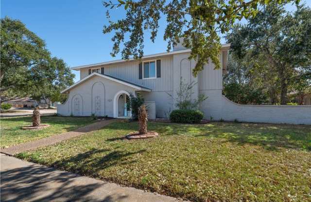 6402 Clearlake - 6402 Clearlake Circle, Corpus Christi, TX 78413