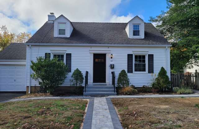 62 Standish Road Gallery 1