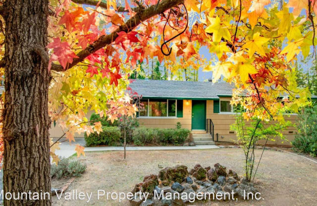 10293 Braemer Way - 10293 Braemar Way, Nevada County, CA 95949