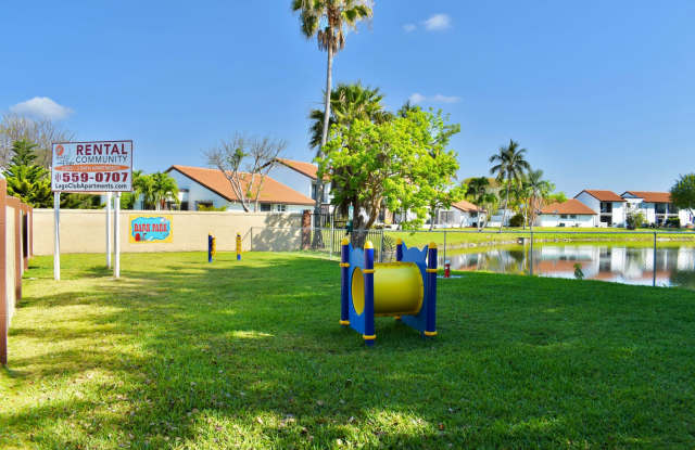 Lago Club Apartments Gallery 4