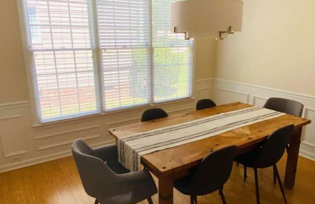 4708 Alderbrook Lane Gallery 4