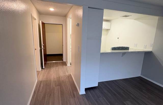 156 Arbor Park Apartments photos photos