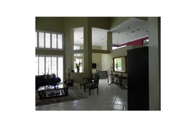 2700 Pinehurst Drive Gallery 2