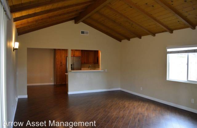10228 Saluda Avenue Gallery 4