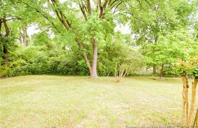 5104 Hewitt Drive Gallery 3