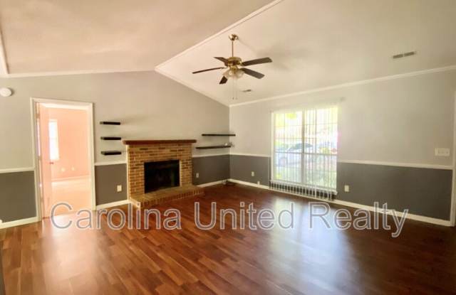 3914 Aster Dr Gallery 3