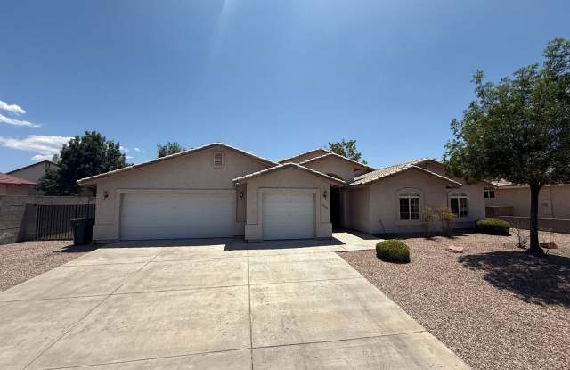 3 Bedroom 2 Bathroom Home photos photos
