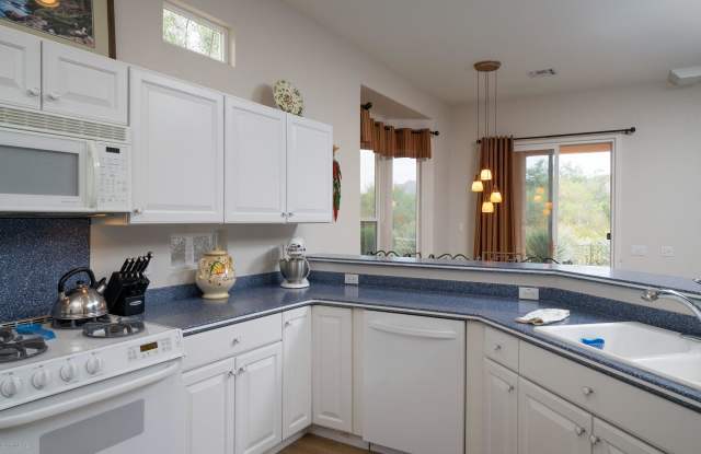 5332 W Winding Desert Drive Gallery 2