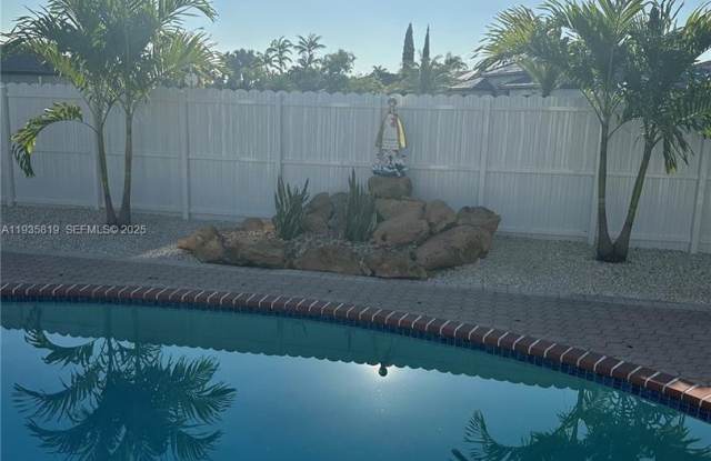 16620 SW 141st Court, Miami, FL 33177 - 16620 Southwest 141st Court, Richmond West, FL 33177