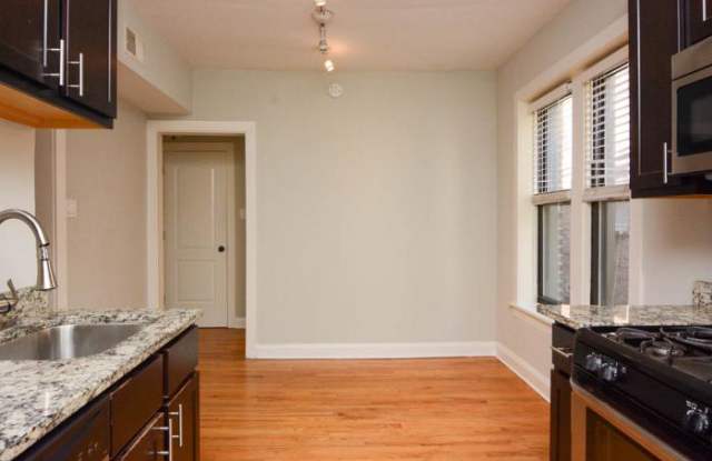 4040 Ashland Gallery 3