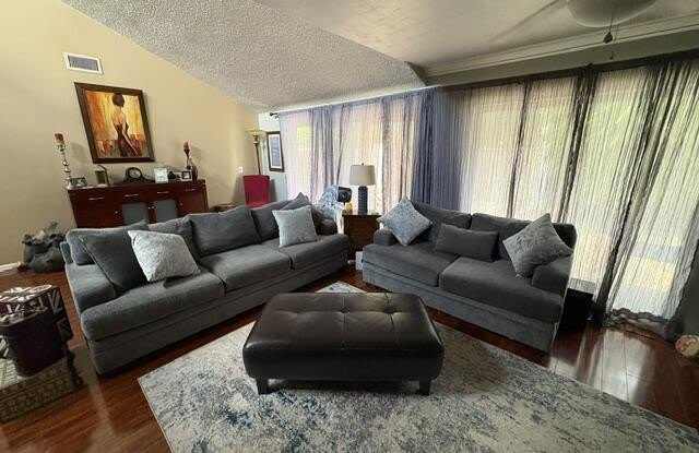 249 Pleasant Wood Drive Gallery 2