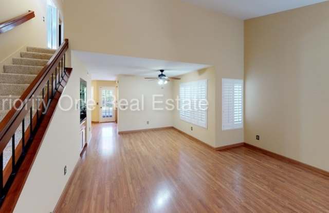 14805 Oakline Road Gallery 2