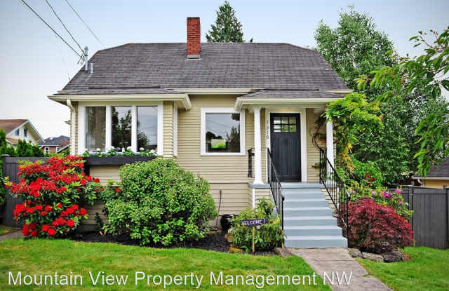 1310 12th Street - 1310 12th Street, Everett, WA 98201