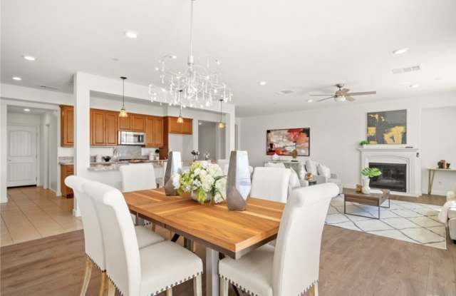 14925 Shoreham St photos photos