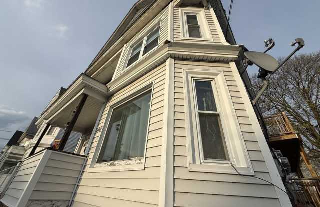 227 White St photos photos